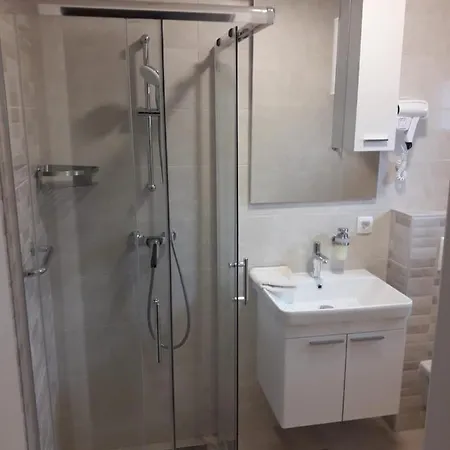 Portofino Sobe - With Free Parking Πανσιόν Μόσταρ